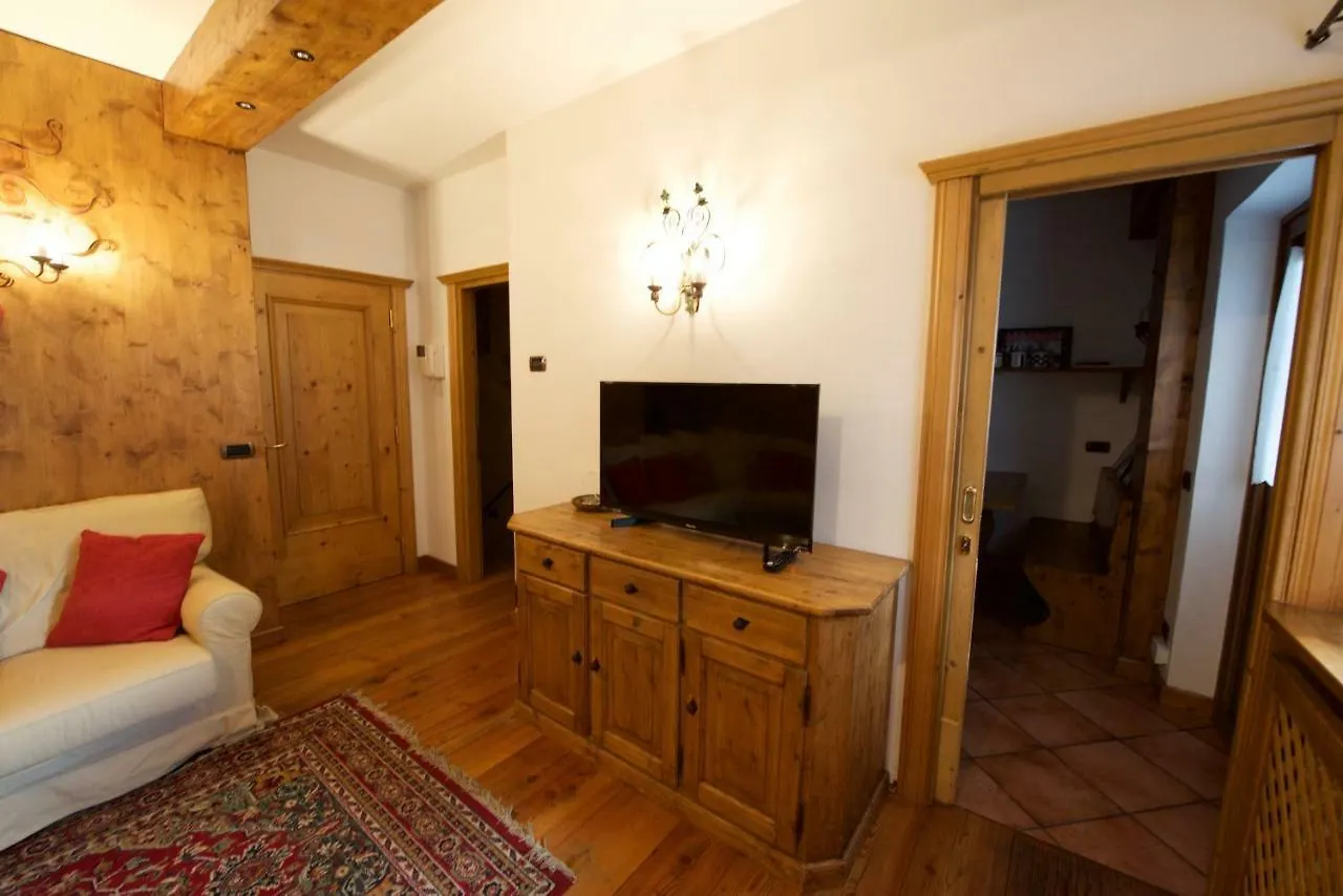 Casa Via Roma Apartment Cortina d'Ampezzo Italy